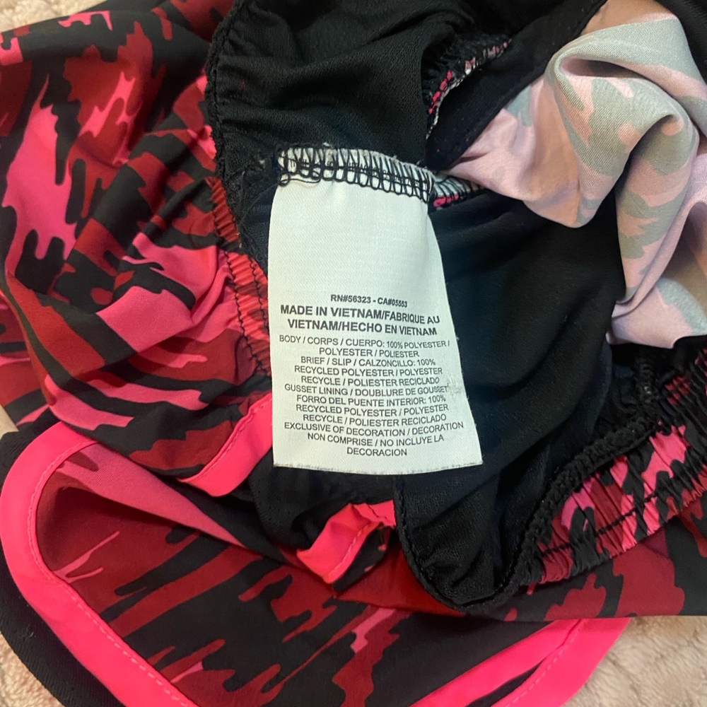 Nike Women's Vibrant Pink and Black Athletic Shorts - Picture 3 of 5
